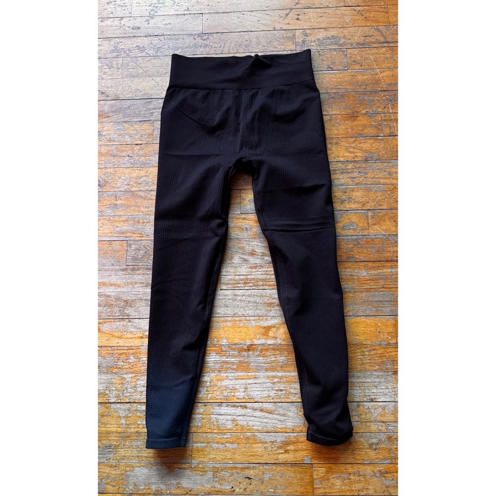 H&M Seamless Sport Ribbed‎ Leggings - Size M